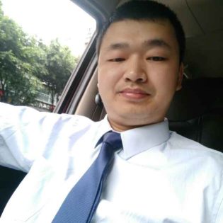 张勇