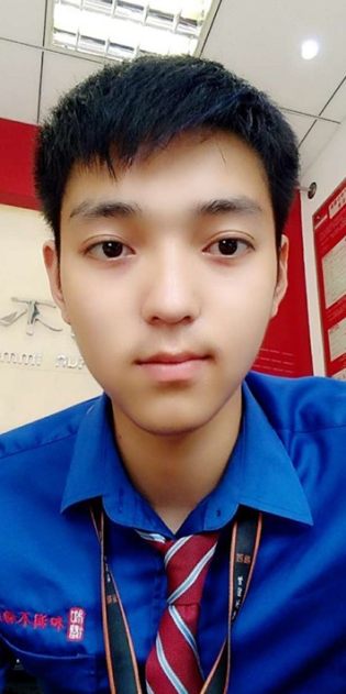李超飞