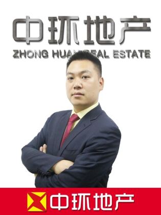 周曼