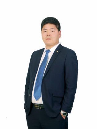 张轶