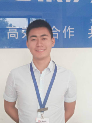 谢欢乐