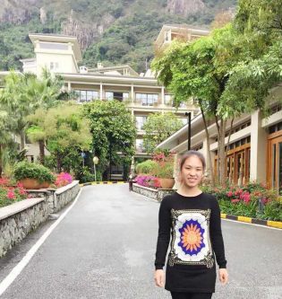 阳尹丽