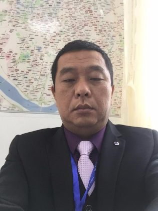 严文哲