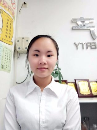 李巧丽