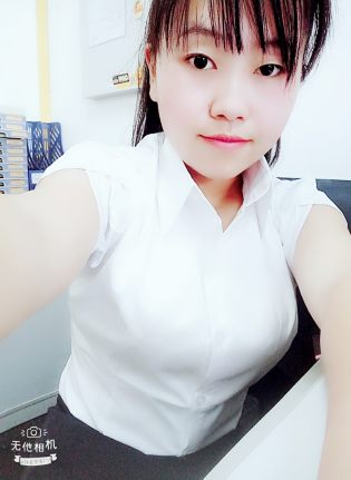 刘黔亚