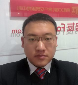 李希勇