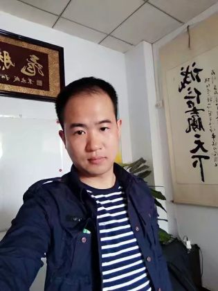 王健伟