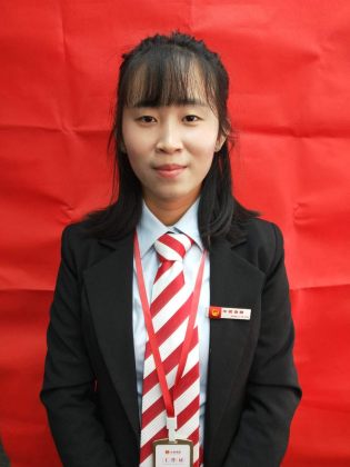 杨静