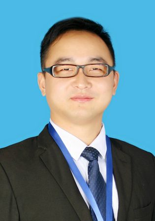 何林坤