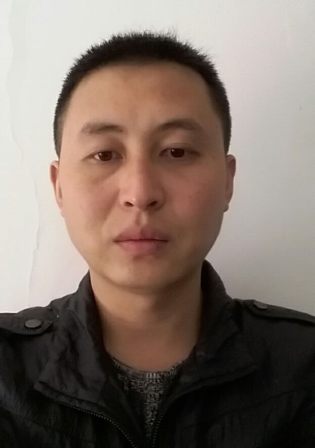 周奕