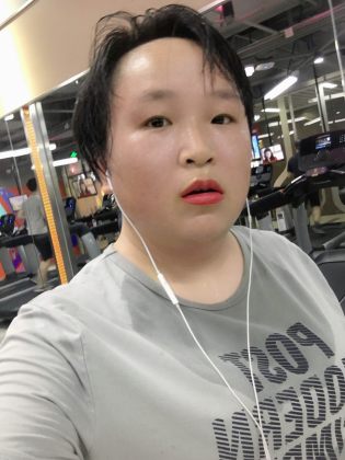 彭艳