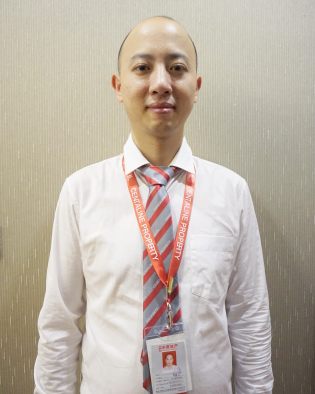童斐