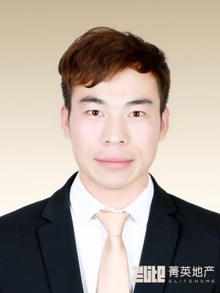 闫飞