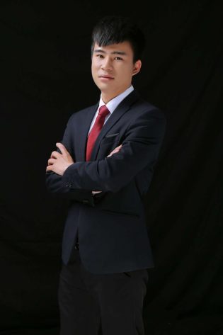 李艺能