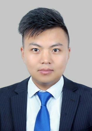 洪向向