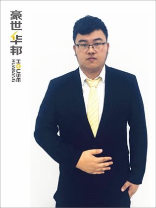 姜伊鹏