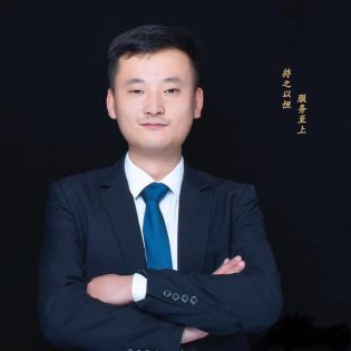 闫余
