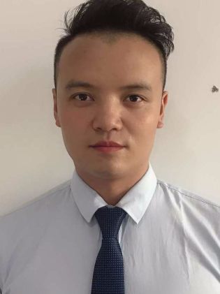 杨明