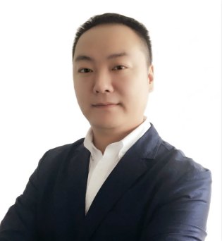 刘亮