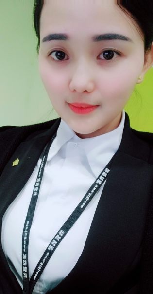 冯小青