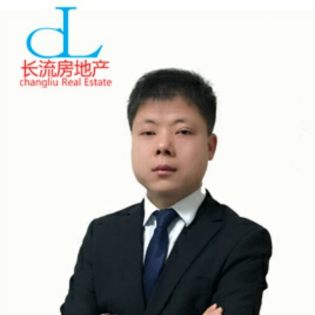 黄伟