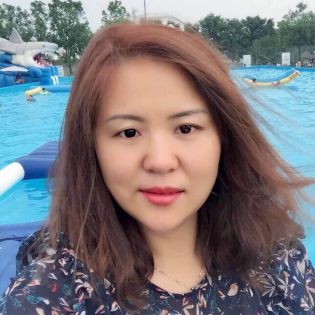 杨佩云