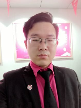 贾亮亮