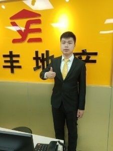 梁铭