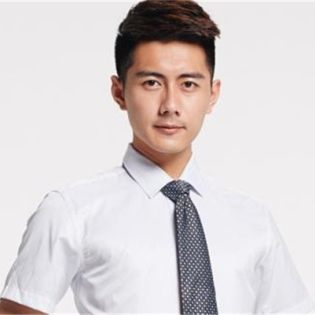李鑫