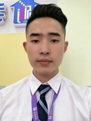 顾哲玮
