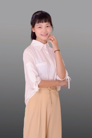何美玲