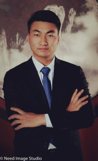 罗维柱