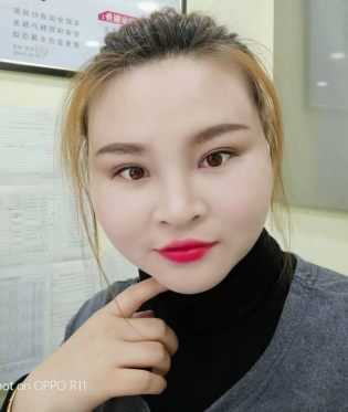 周艳