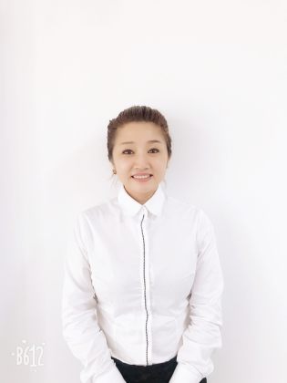 赫英丽