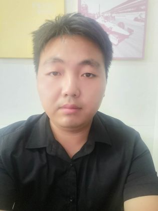 潘坤