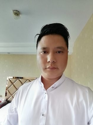 黄亚