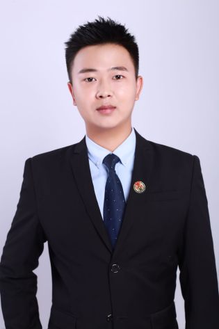 李文博