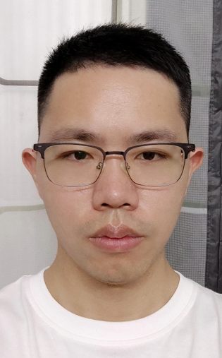 黄志佳