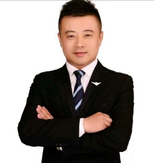 闫泳利